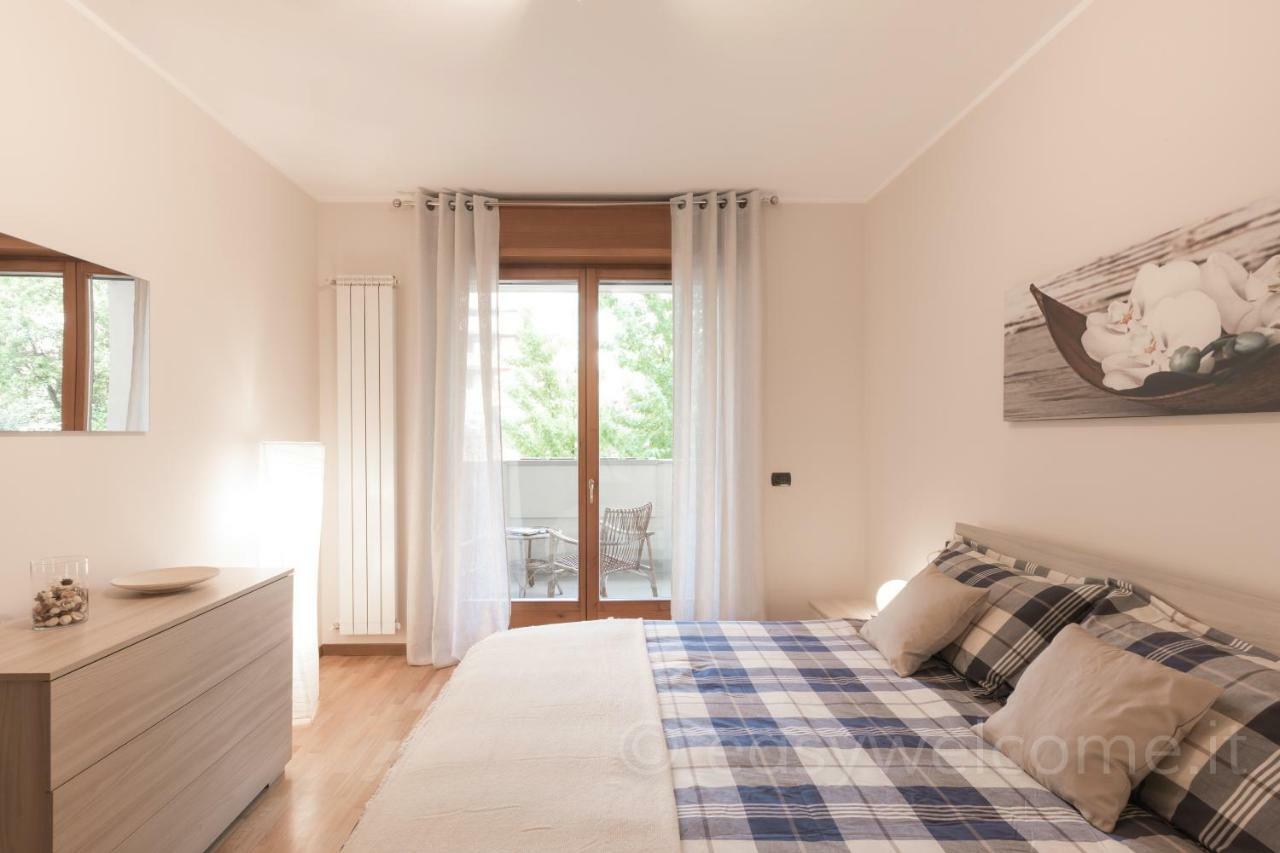 Easy Welcome Casa Rosada Apartamento Nova Milanese Exterior foto