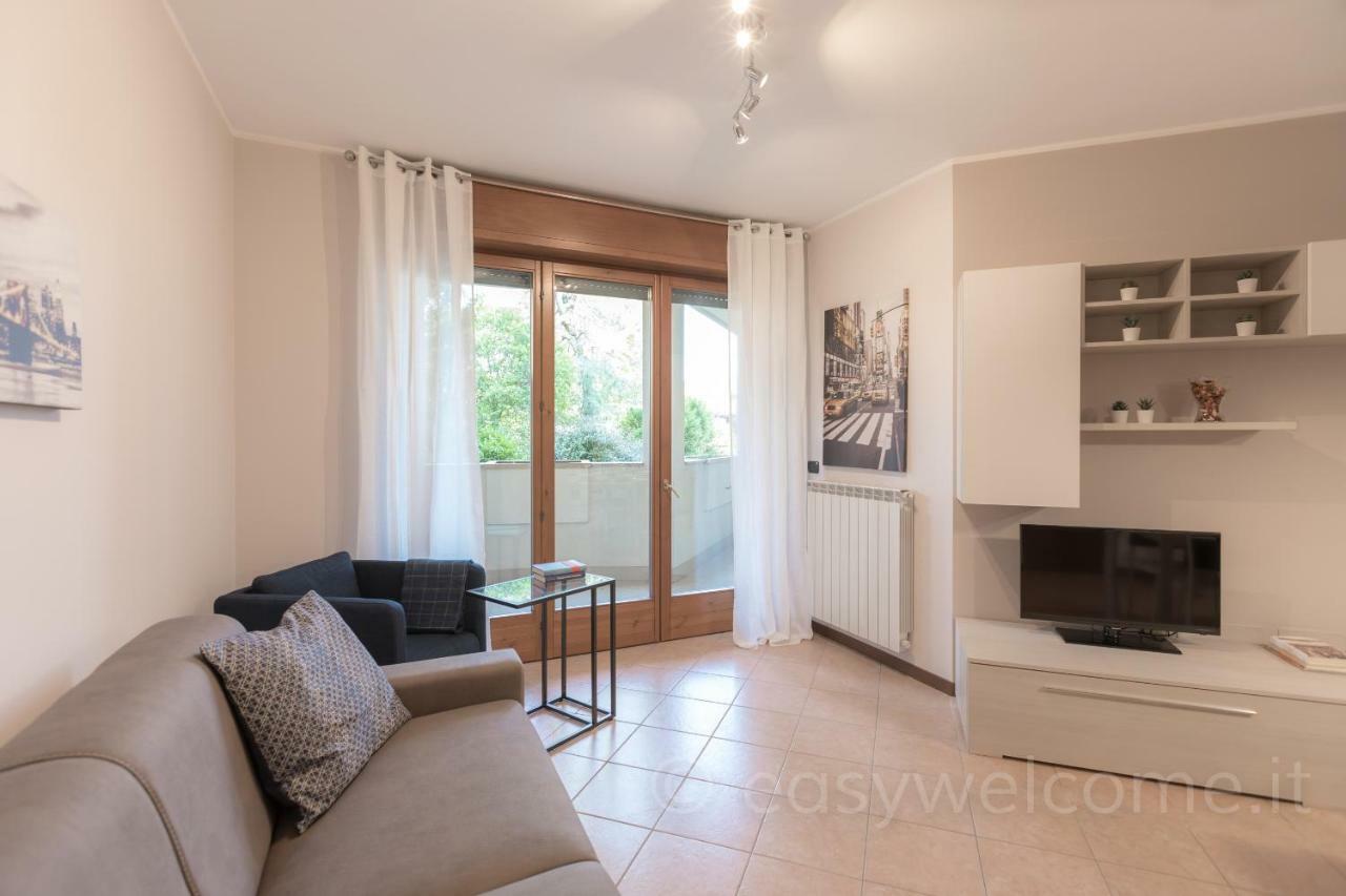 Easy Welcome Casa Rosada Apartamento Nova Milanese Exterior foto